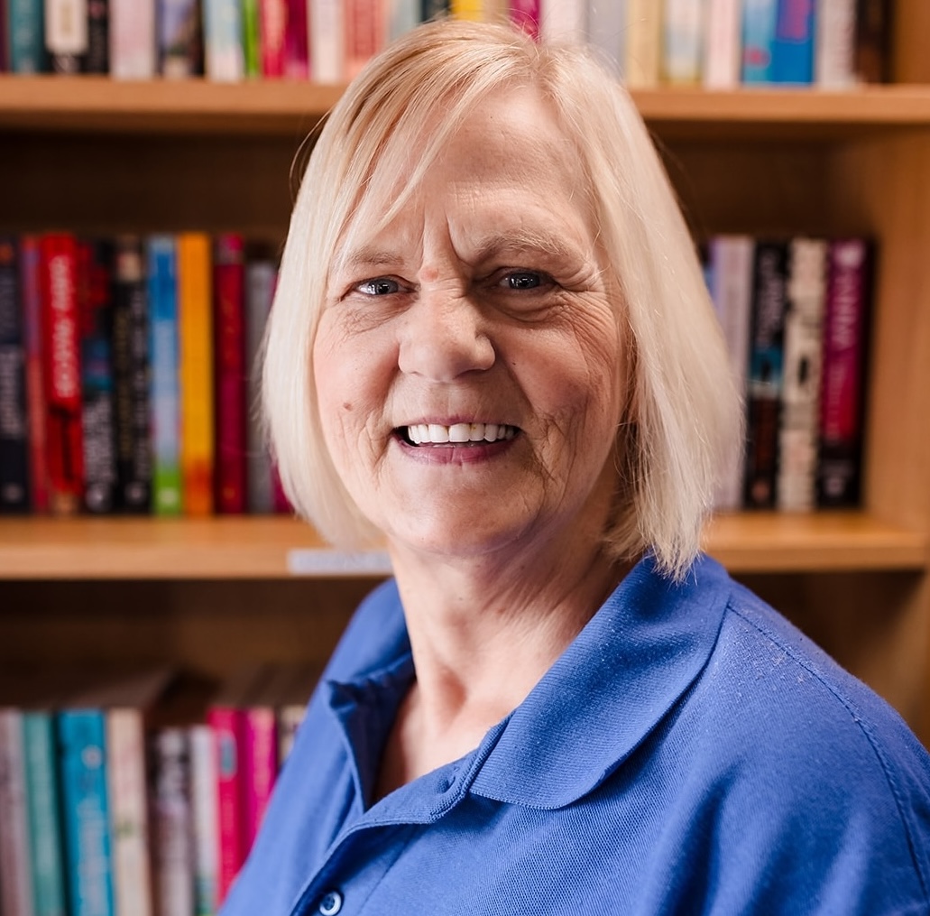 Helen Shop Assistant